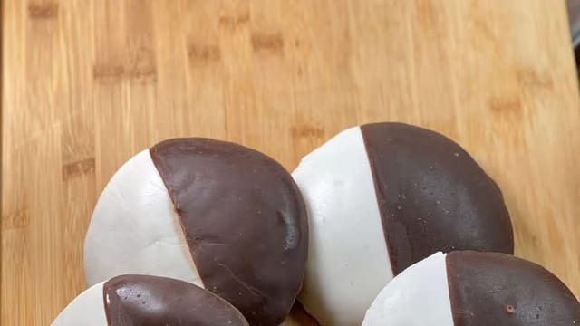 Black and White Cookie.